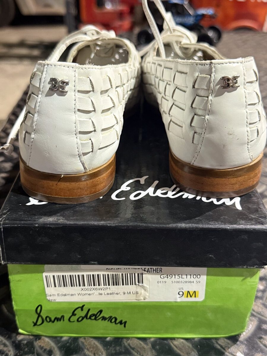 Boxed women's sandals